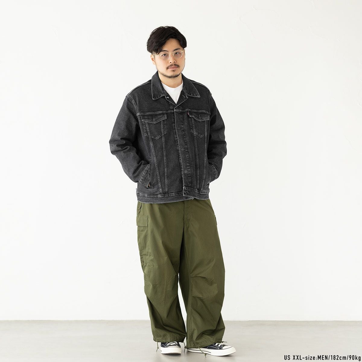 【日本未販売】Levi'sリーバイス　モッズコード　カーキ色　S/M Levi's（リーバイス） ミリタリージャケット モッズコート SIMONE