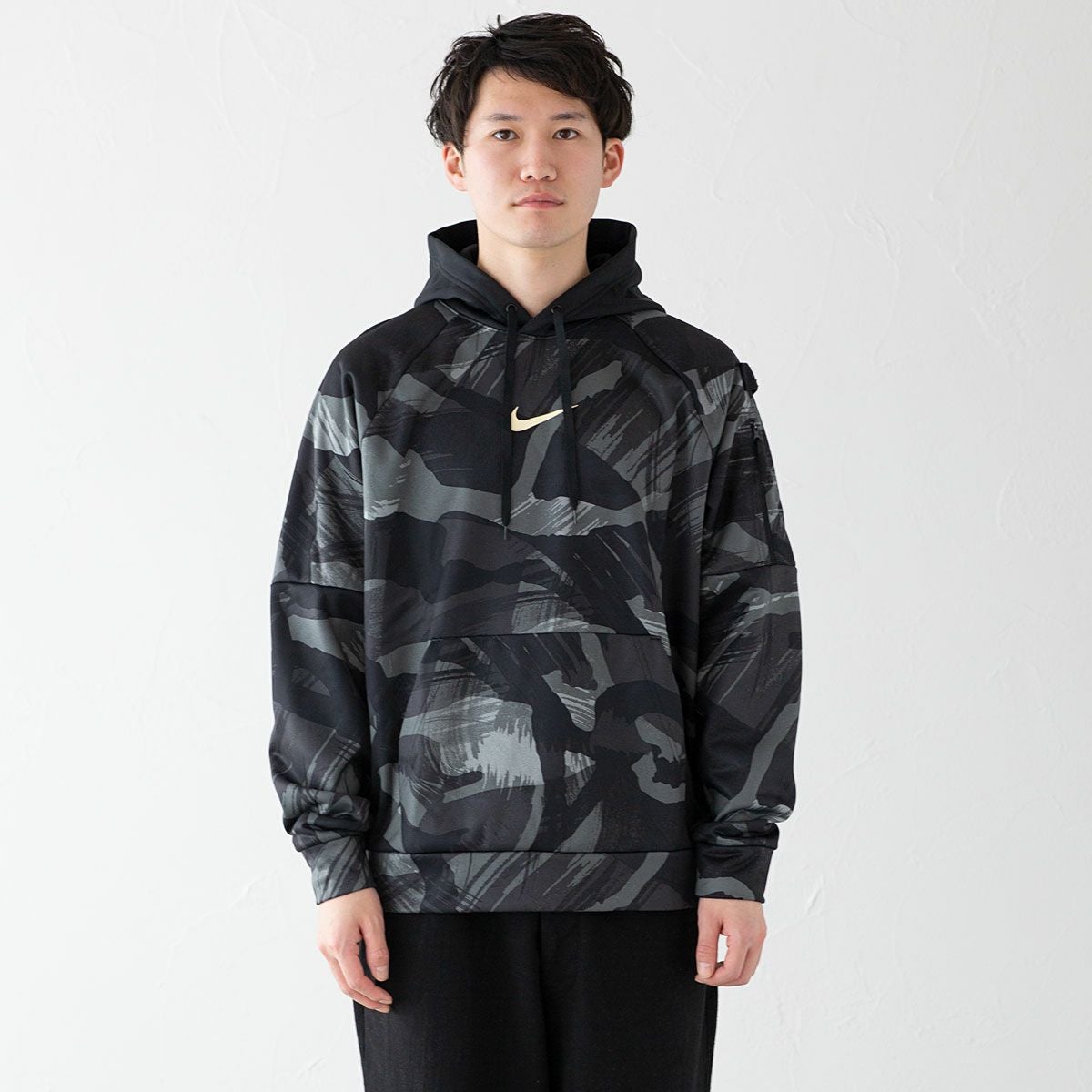 10%OFF】 ナイキ Therma-FIT メンズ オールオーバー カモ フィットネス