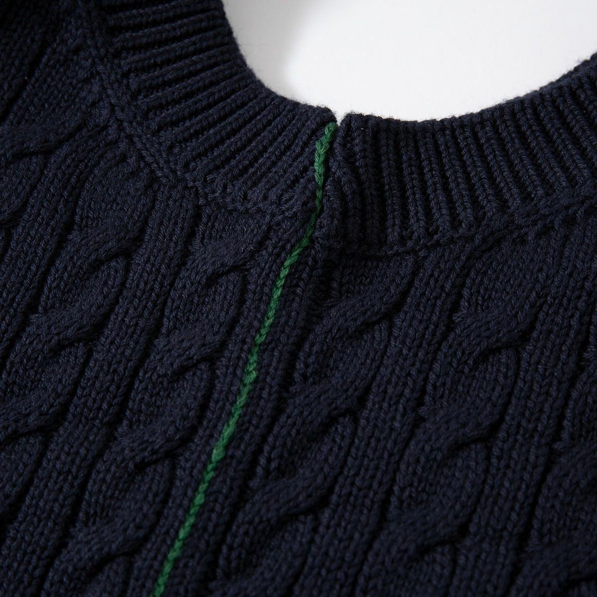 ラコステ ケーブル ニット Vネック ベスト LACOSTE AH7633-10-802-18