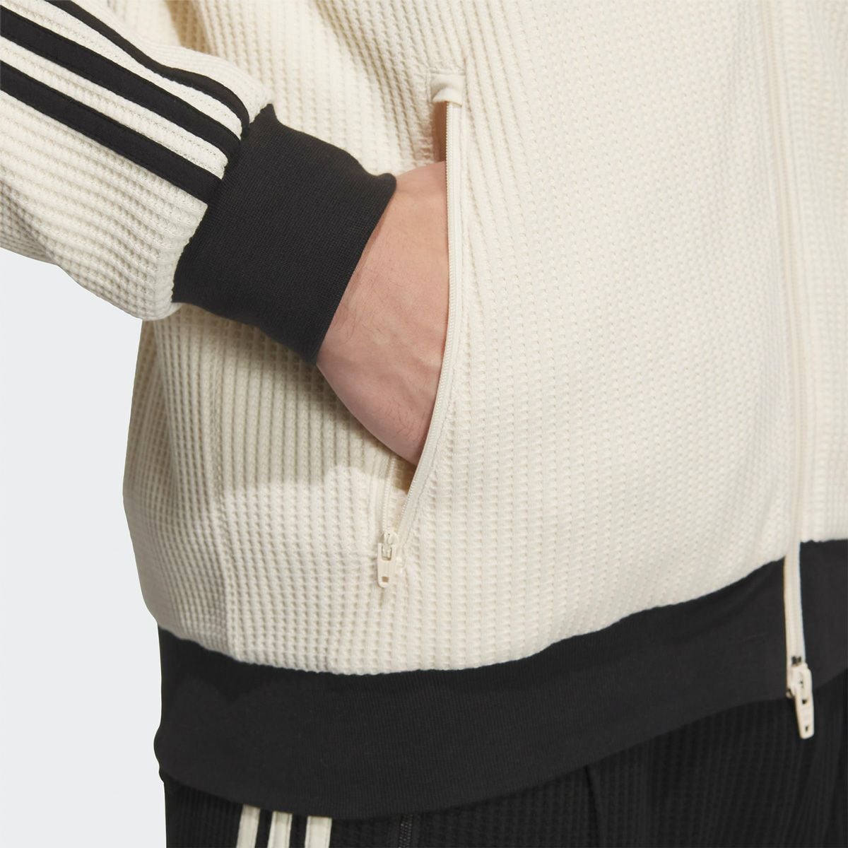 adidas ワッフルクロップド　トラックジャケット 000000005048-10.jpg?size=l&w=
