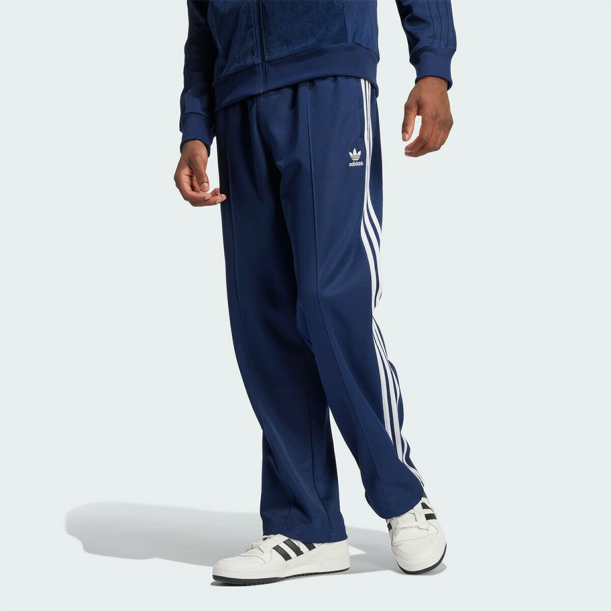 アディカラー バギーフィット ファイヤーバードトラックパンツ　XL adidas アディダス オリジナルス アディカラー バギーフィット ファイヤー