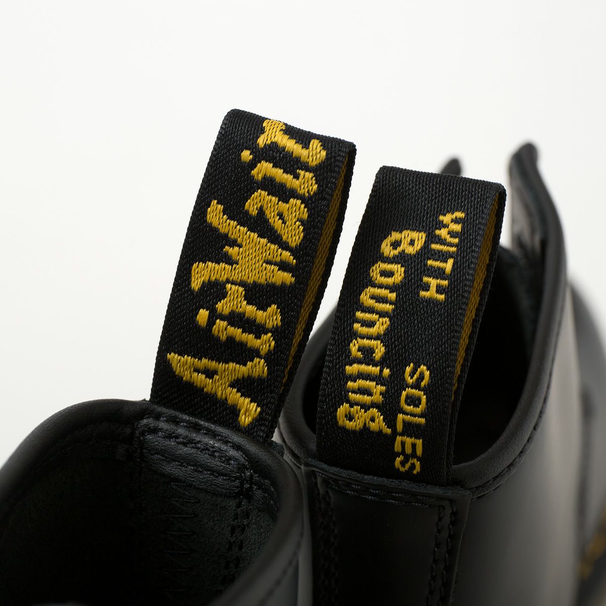 ドクターマーチン 6ホール ブーツ Dr.Martens 101 YS イエローステッチ