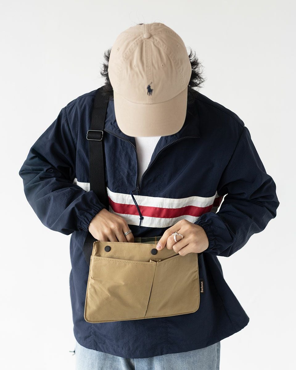 バブアー トランスポート サコッシュ クロスボディバッグ Barbour