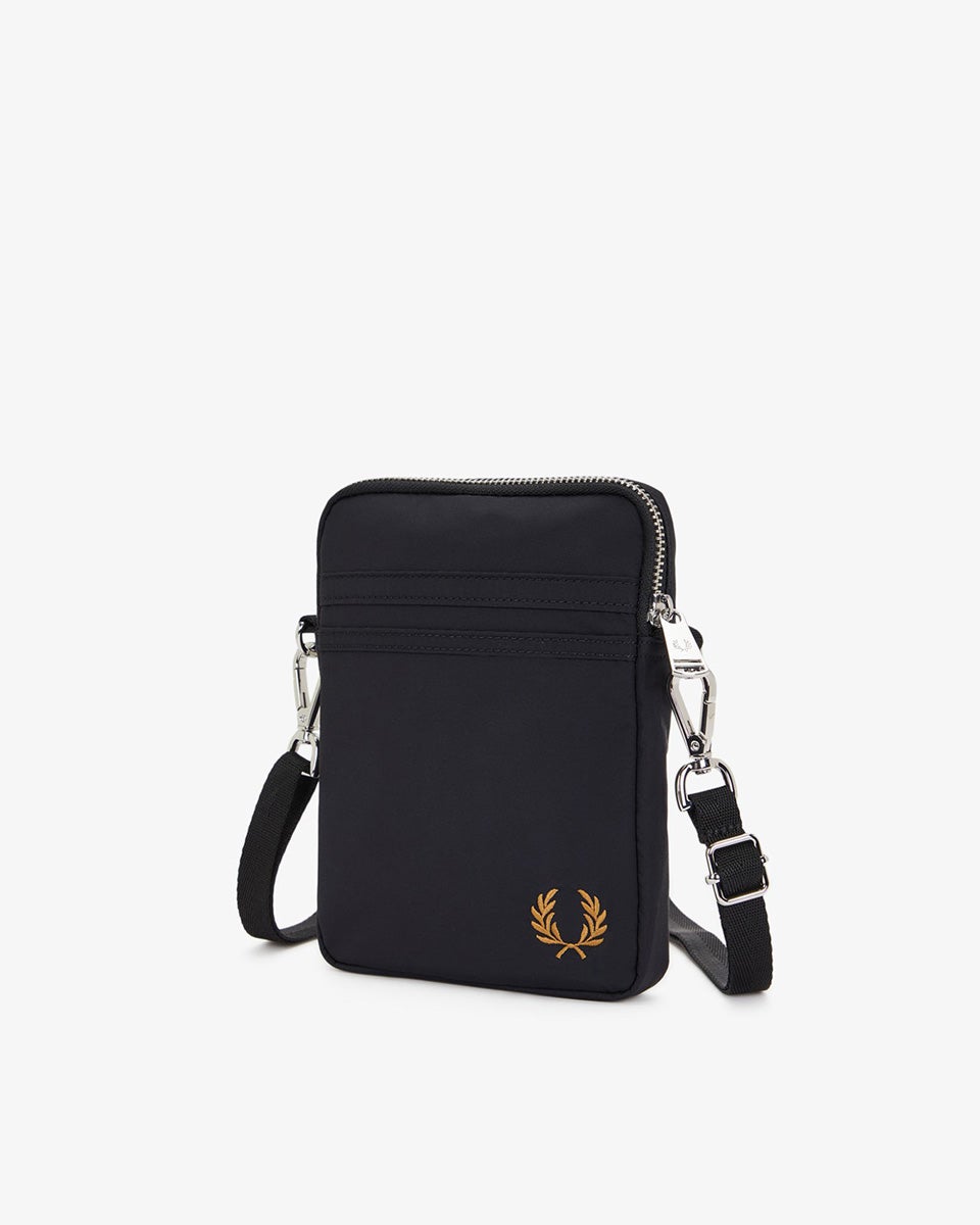 フレッドペリー ブレンサム スモール サイドバッグ FRED PERRY L2179
