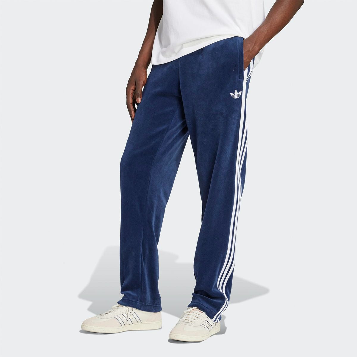 アディダス スーパースター SST アディカラー ベロア トラックパンツ