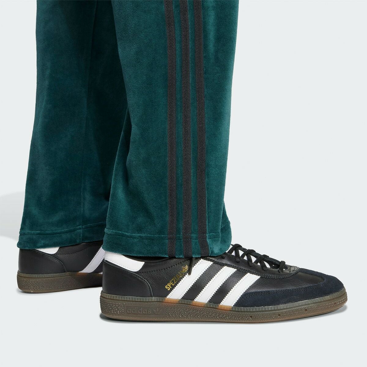未使用に近い★ SST アディカラー ベロア パンツ アディダスオリジナルス adidas Originals アディダス スーパースター SST アディカラー ベロア