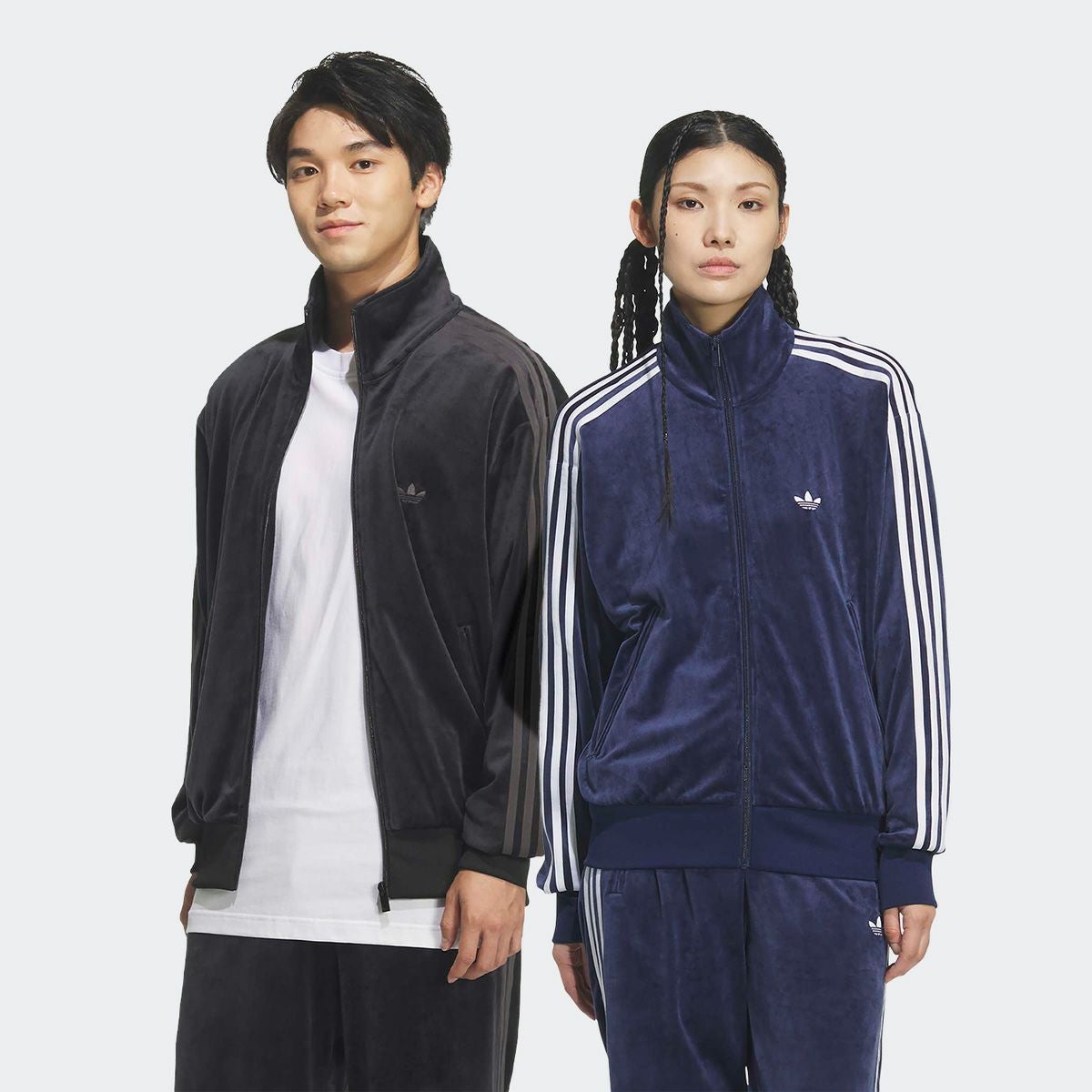 adidasアディダスベロアフードパーカー トラックジャケットネイビー10s 中古・古着通販】adidas (アディダス) ベロアトラックジャケット