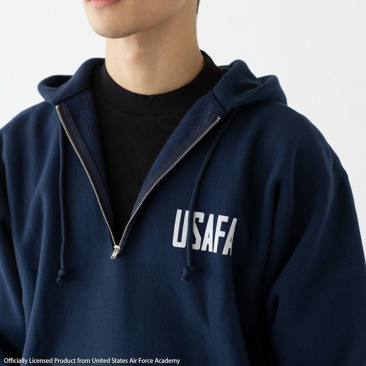 チャンピオン USAFA リバースウィーブ ハーフジップ フーデッド