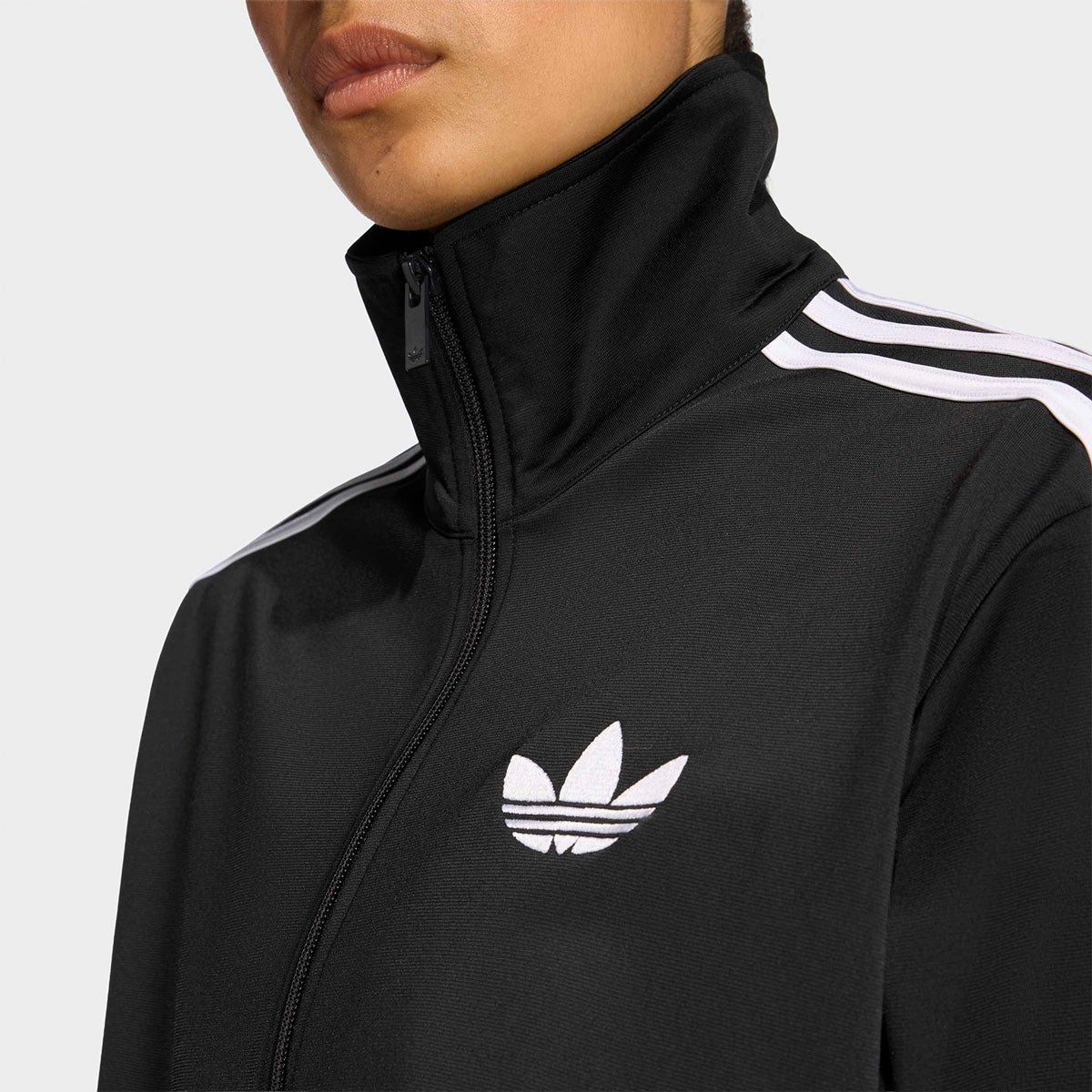 adidas プレミアム トラックトップ トラックジャケット アディダス M adidas（アディダス）の「プレミアム トラックトップ トラック