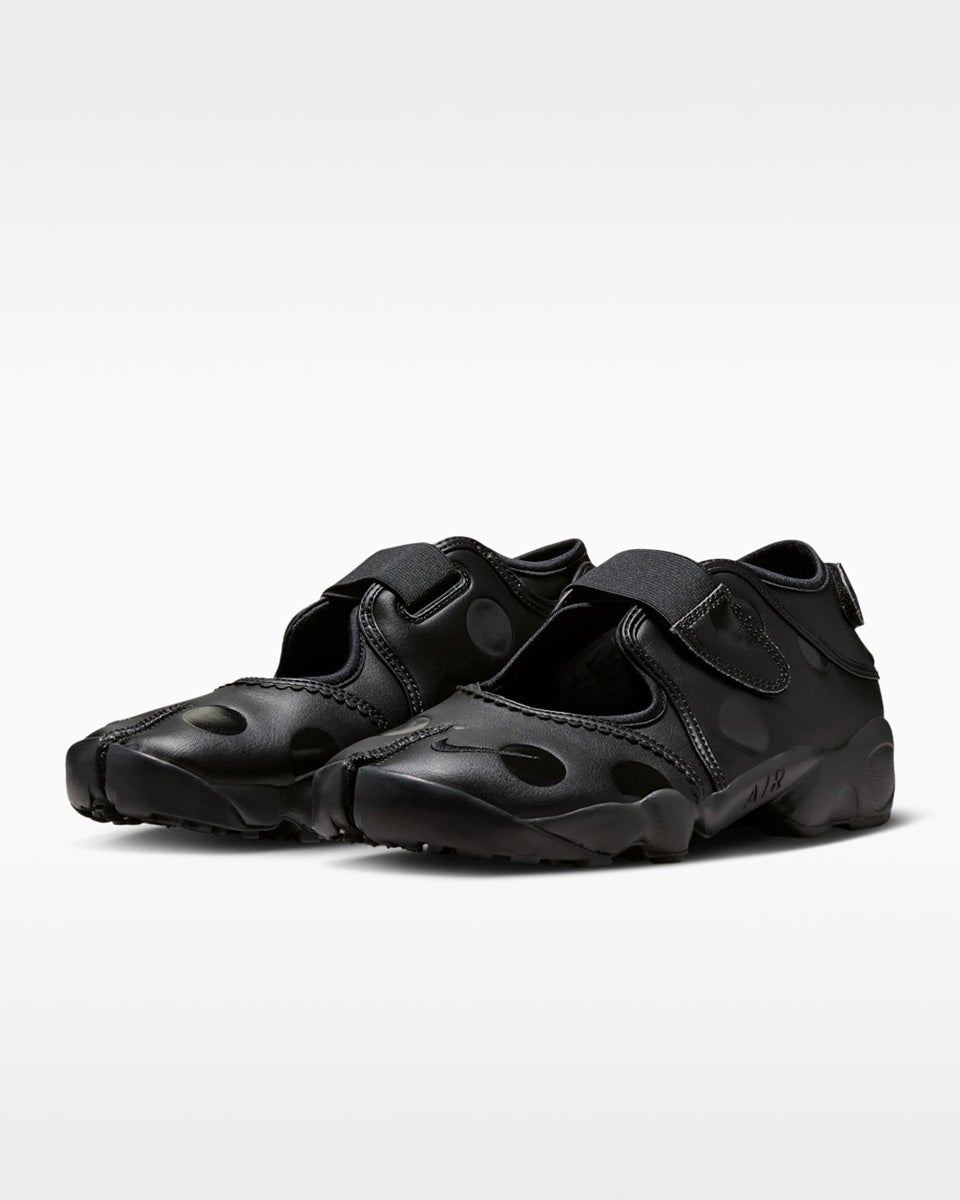 c**様 ナイキ NIKE　ウィメンズ　エアリフト セイル　ドット　ポルカドット ナイキ ウィメンズ エアリフト NIKE IR1226-002 ポルカドット