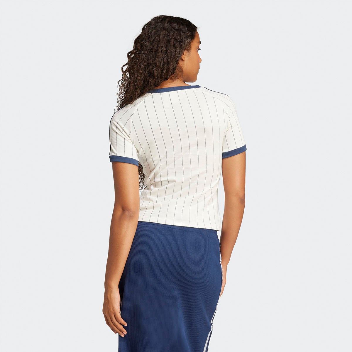 アディダス リニア グラフィック カリ 半袖 Tシャツ KRT67 adidas