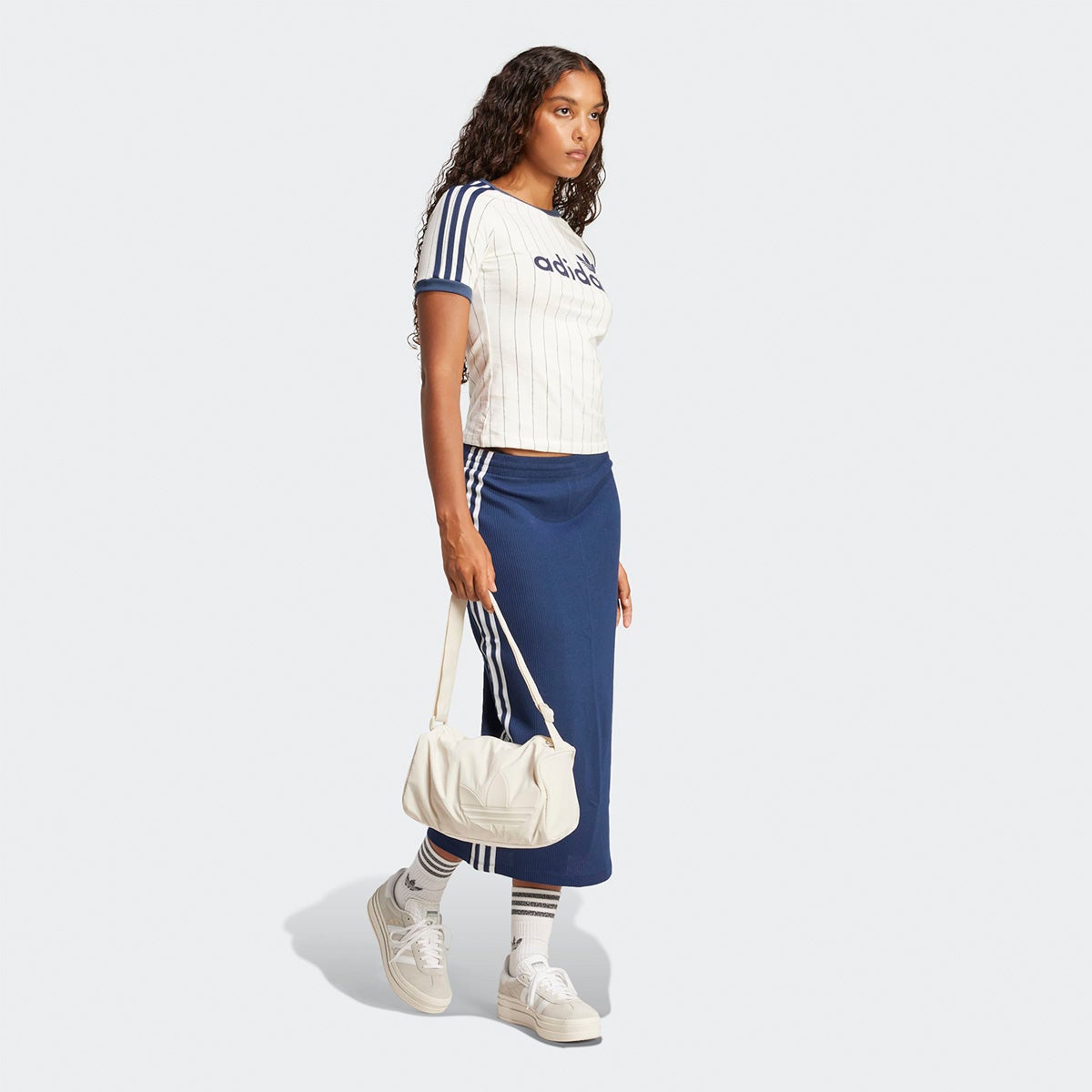 アディダス リニア グラフィック カリ 半袖 Tシャツ KRT67 adidas