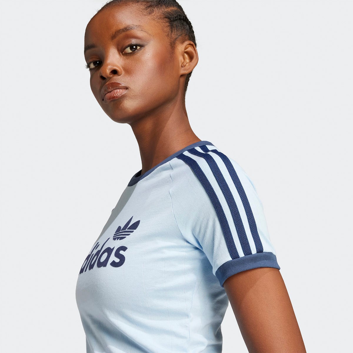 アディダス リニア グラフィック カリ 半袖 Tシャツ KRT67 adidas