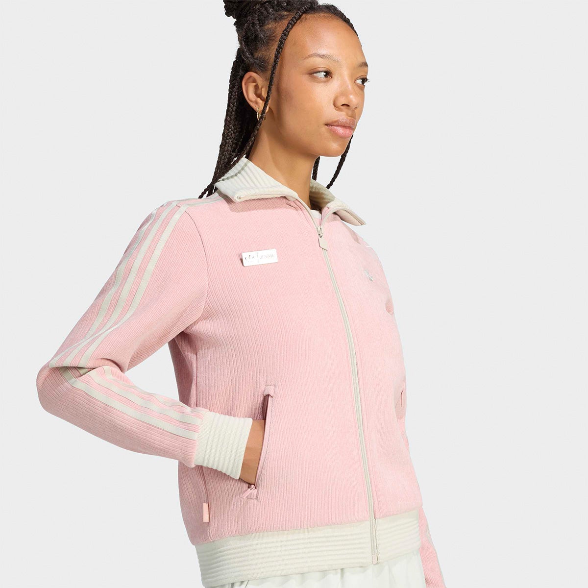 アディダス JENNIE ファン OG トラックトップ ジャージ adidas