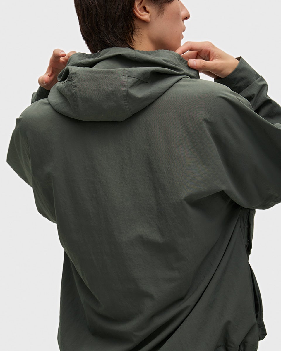フレッドペリー クロップド リップストップ パーカー FRED PERRY J2323