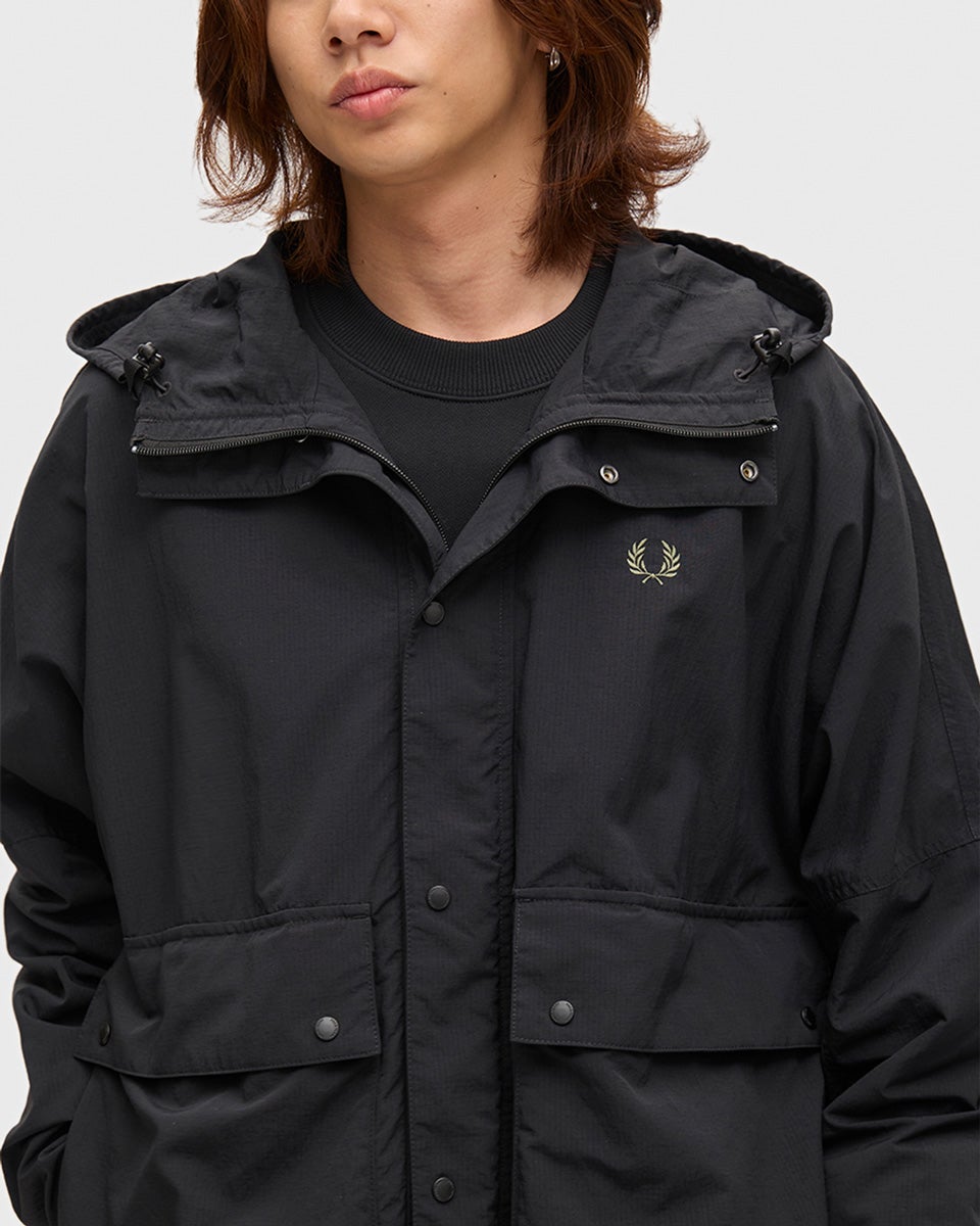 フレッドペリー クロップド リップストップ パーカー FRED PERRY J2323